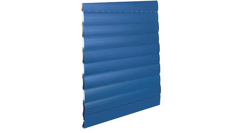 Aluminium rolling shutters with medium density insulation and side closing caps