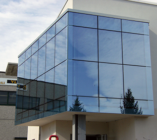Glued Reflective Glass on Mullion and Transom Structure for Office Building Facade