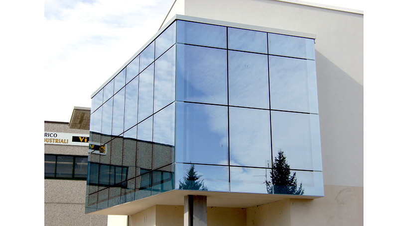 Glued Reflective Glass on Mullion and Transom Structure for Office Building Facade