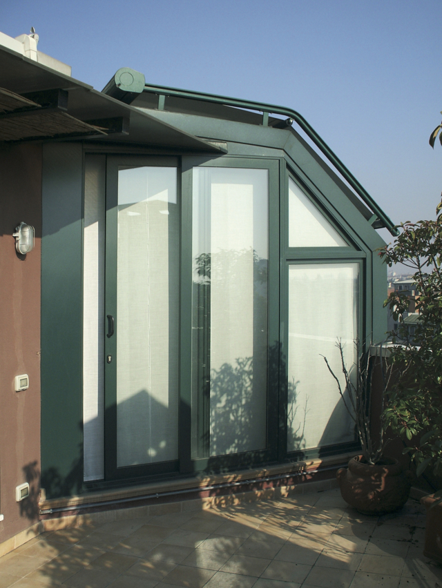 sliding window part of schuco veranda installed by aluser company specialized in aluminium verandas in milan
